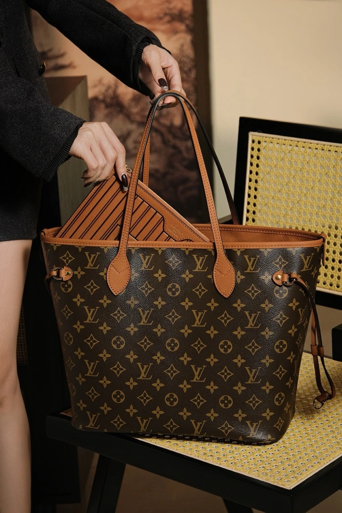 LV Neverfull！