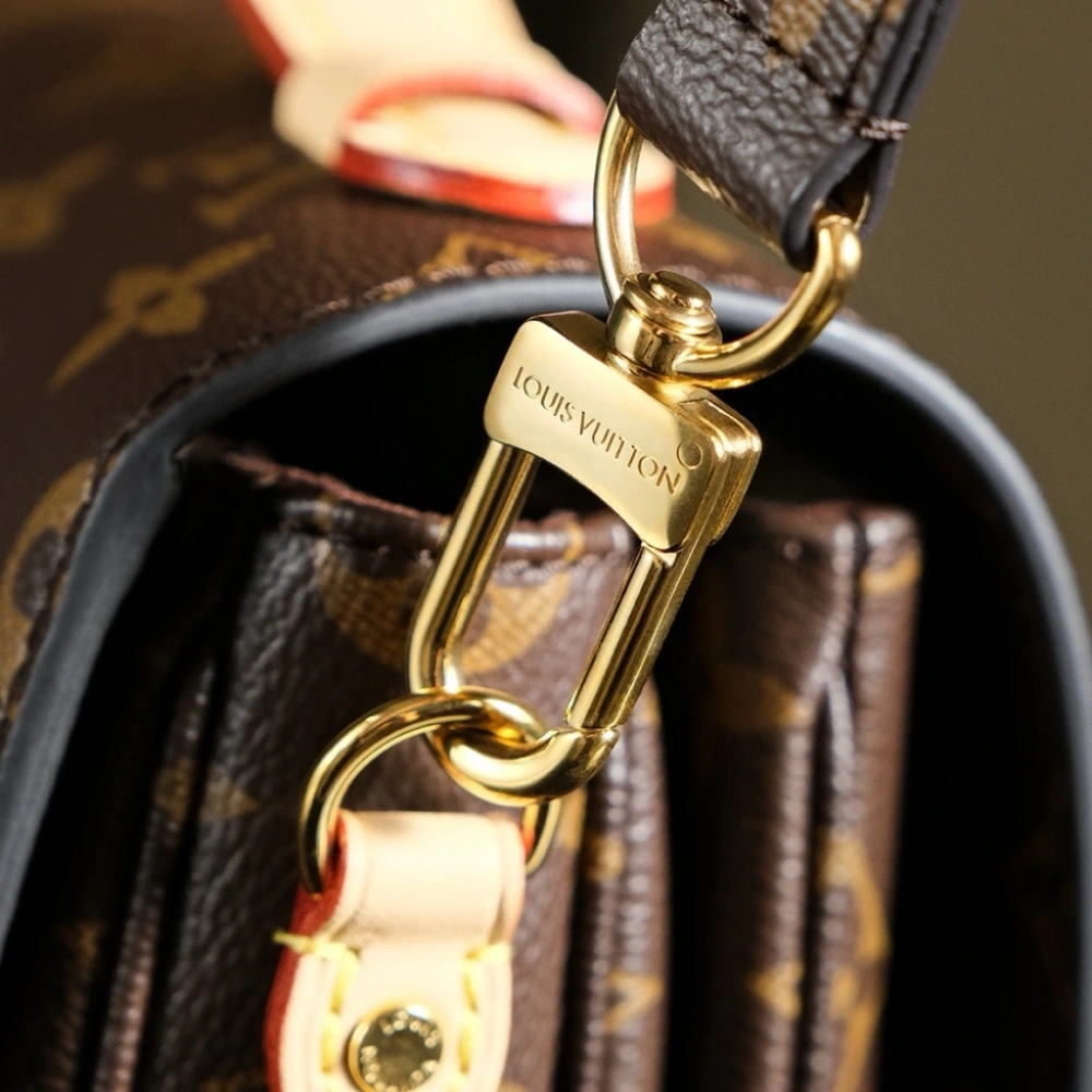 LV pochette métis m44875