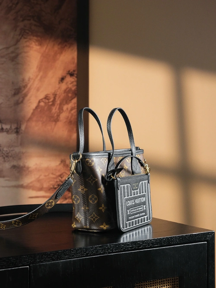LV Neverfull 12099