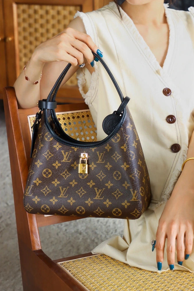 LV The Drop Small M12940