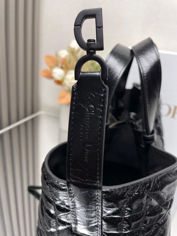 Dior Tour