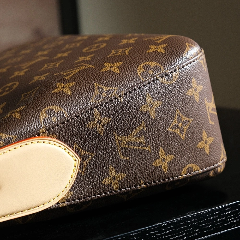 LV Slouchy Underarm Bag