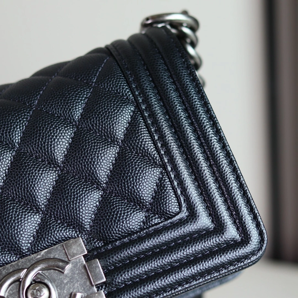 Chanel leboy