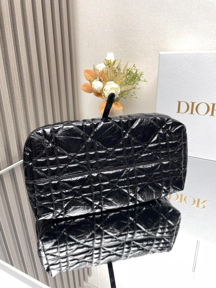 Dior Tour