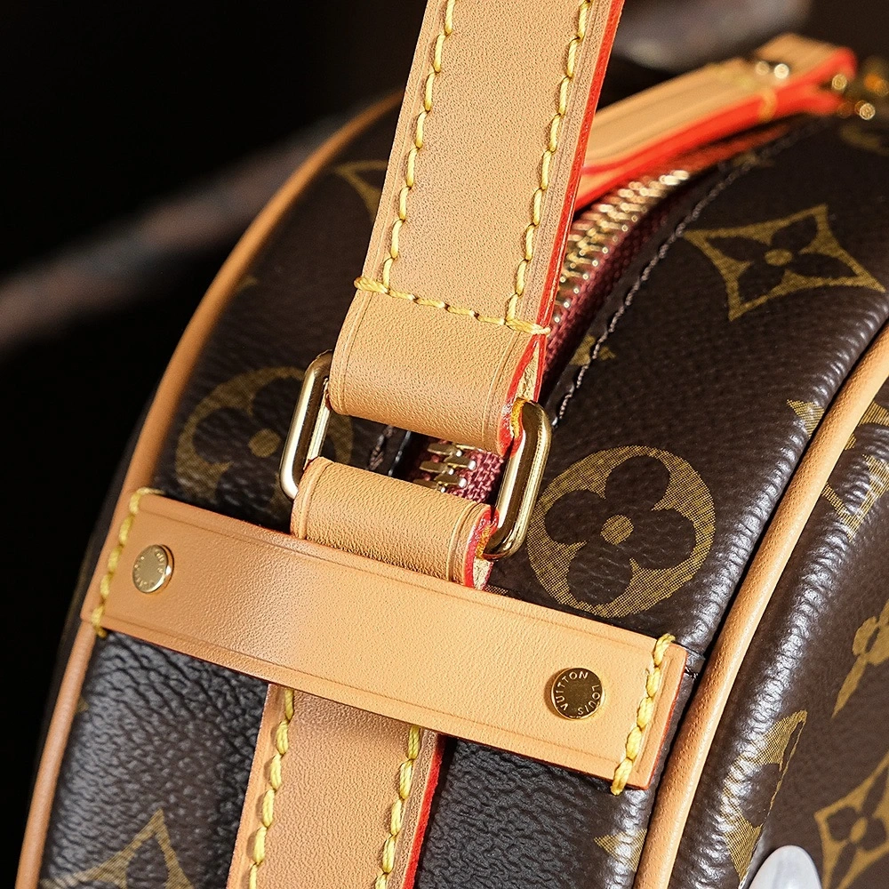 LV BOITECHAPEAUSOUPLE M45578