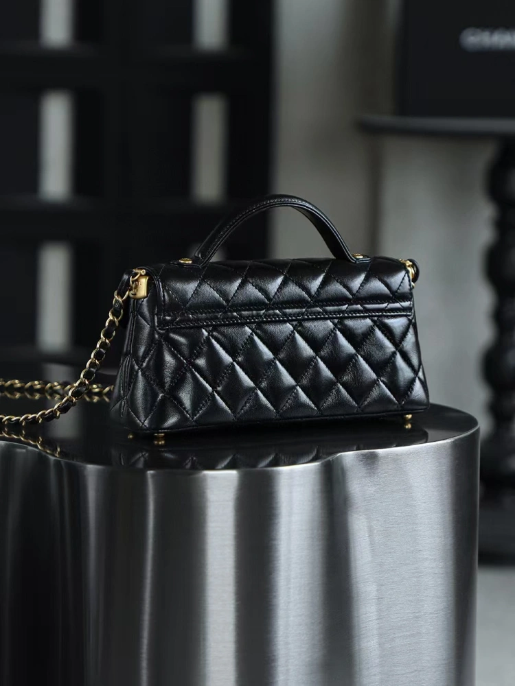Chanel 25P Horizontal Kelly Mini Bag