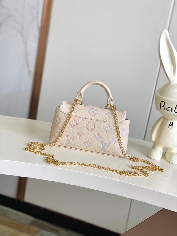 LOUIS VUITTON NANO MADELEINE M25596 (21*12.5*6cm)