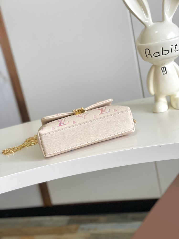 LOUIS VUITTON NANO MADELEINE M25596 (21*12.5*6cm)