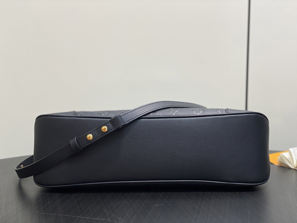 LOUIS VUITTON BOULOGNE GM M13706 (40*29*15cm)