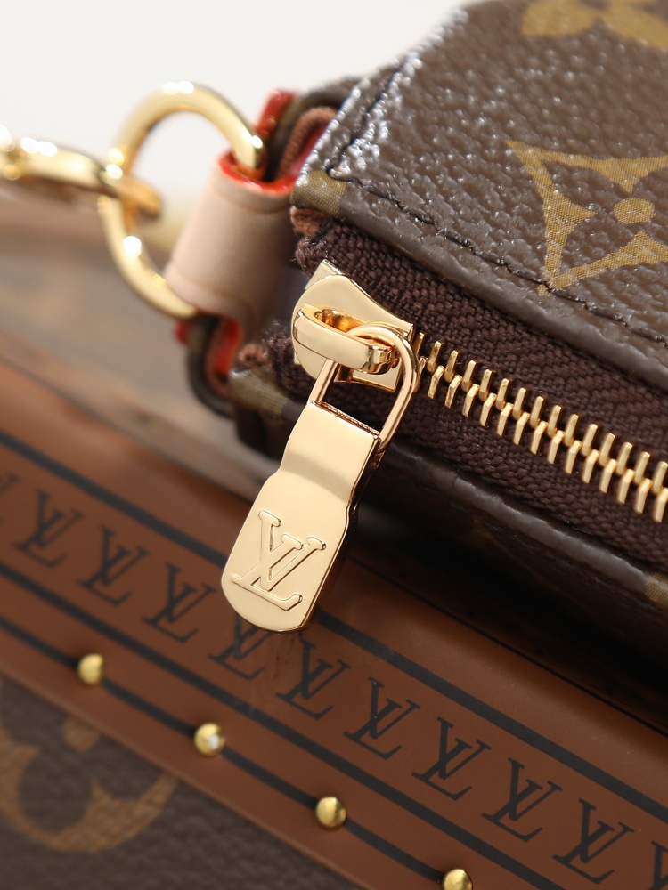 LOUIS VUITTON POCHETTE EVA M13567 (25*11*5cm)