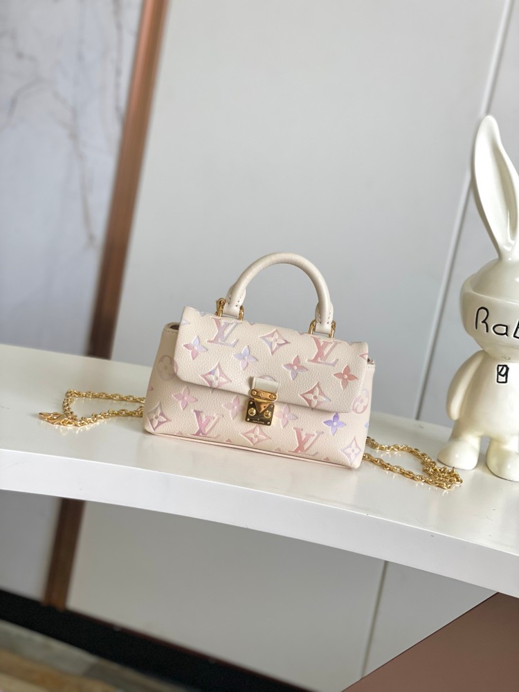 LOUIS VUITTON NANO MADELEINE M25596 (21*12.5*6cm)