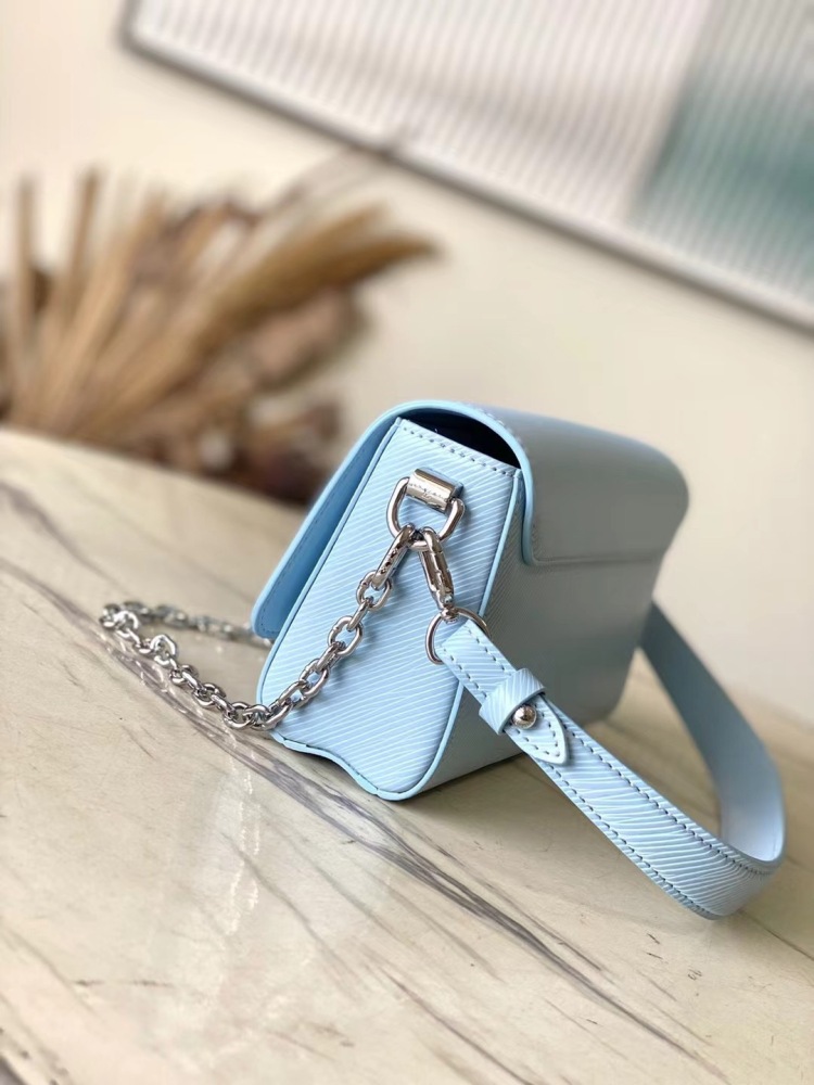 LOUIS VUITTON TWIST WEST M24566 (23.5*12*7cm)