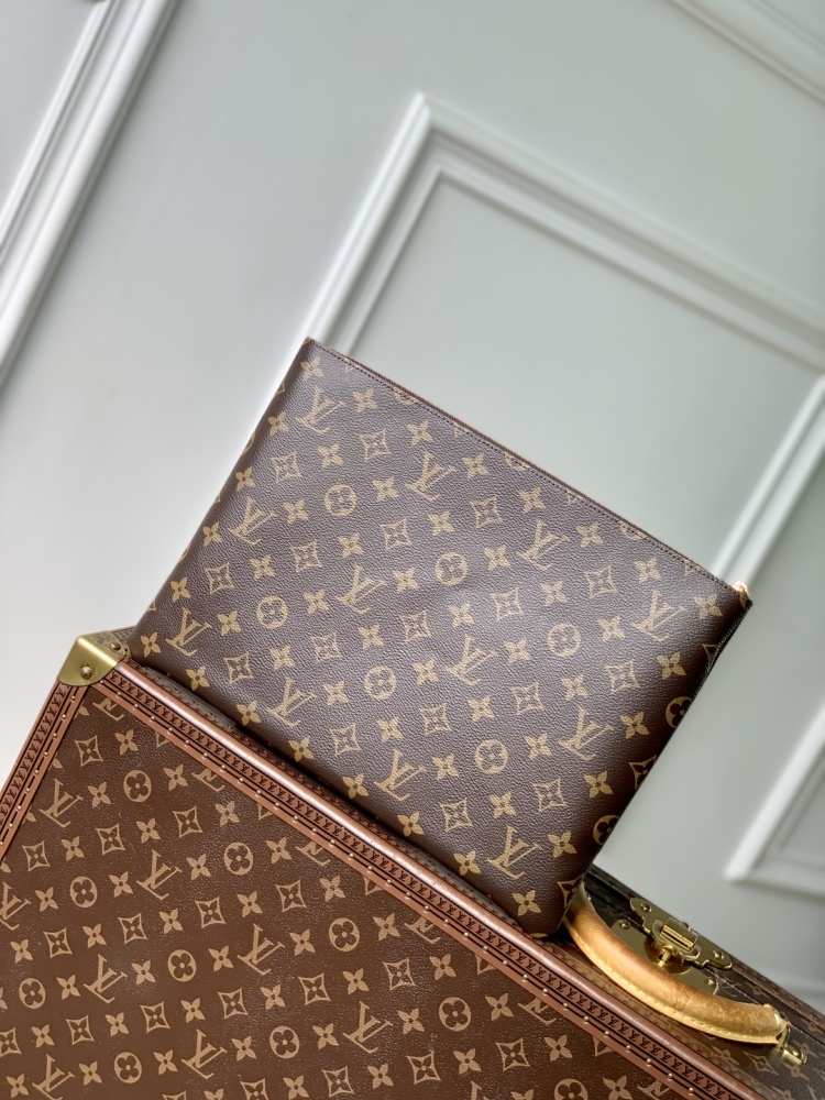LOUIS VUITTON KEY POUCH L M13561 (33*23.5*1cm)