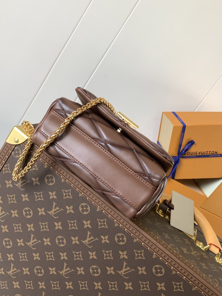 LOUIS VUITTON GO-14 MM M23601 (23*16*10cm)