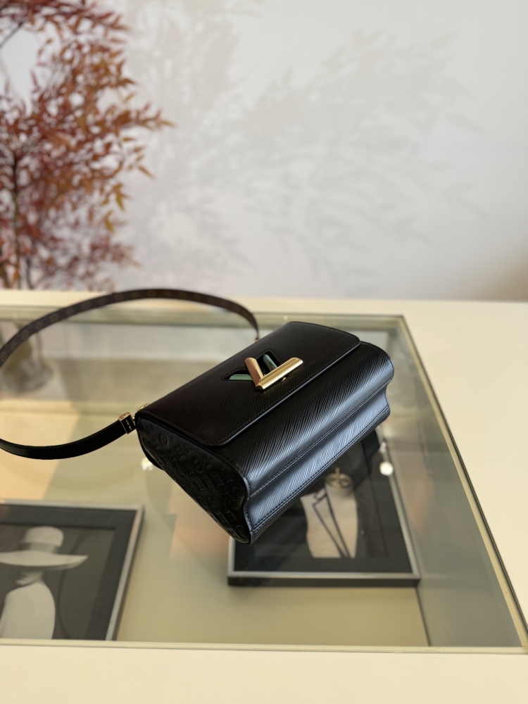LOUIS VUITTON TWIST MM SLIM M12736 (23*16*8cm)