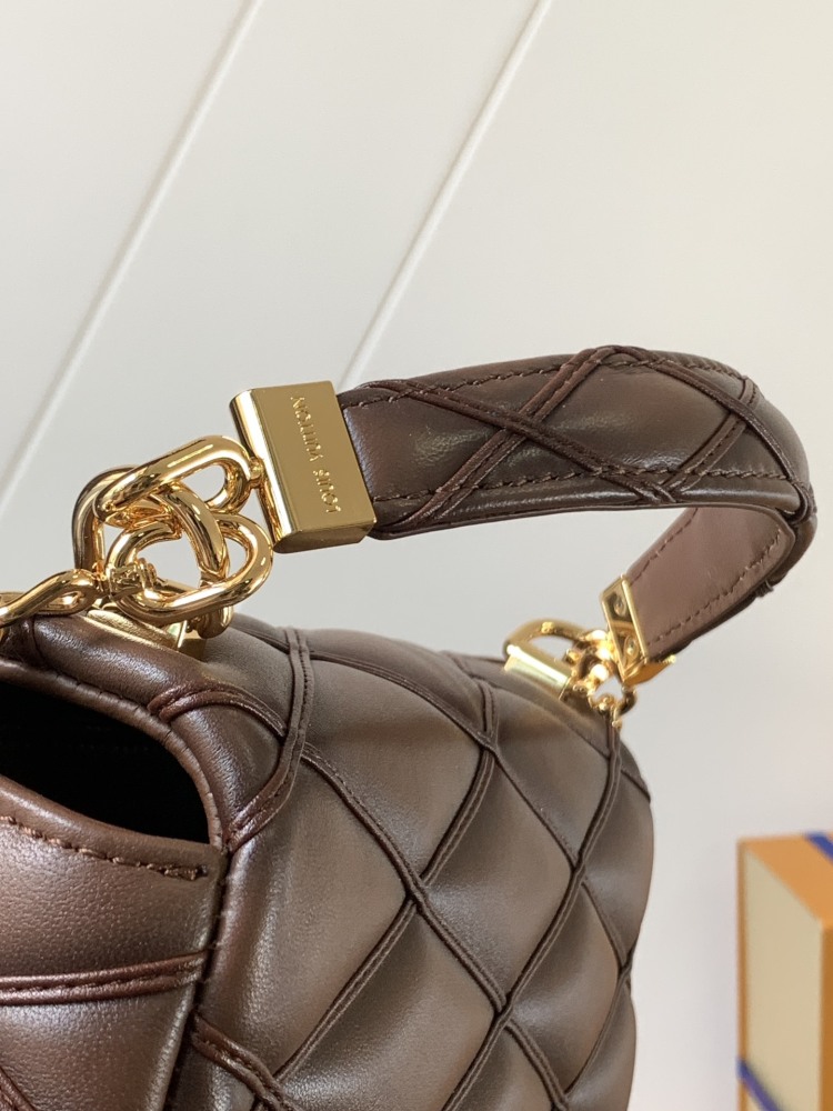 LOUIS VUITTON GO-14 MM M23601 (23*16*10cm)