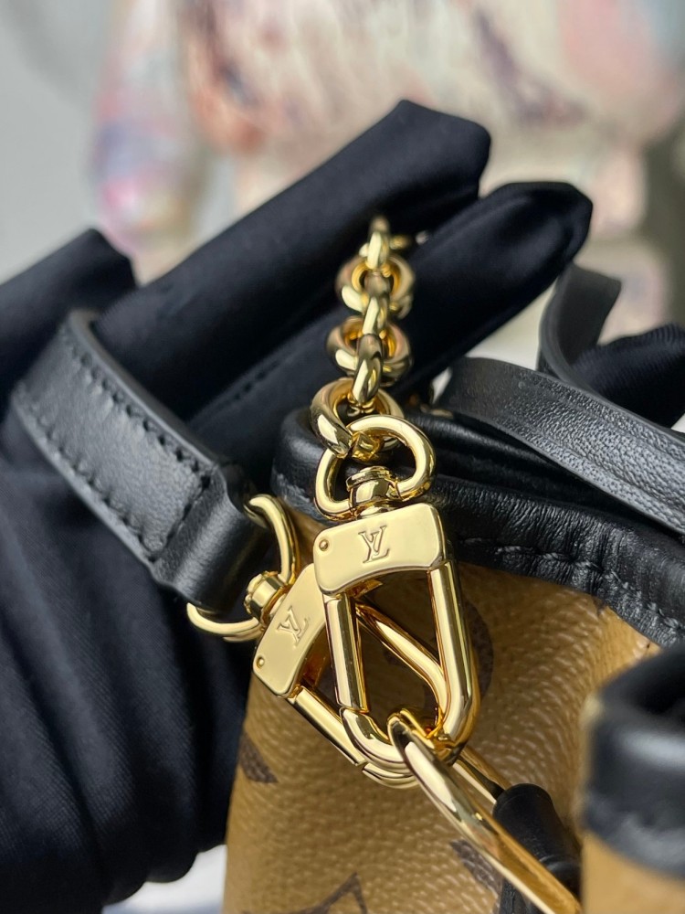 LOUIS VUITTON NOÉ PURSE LV CHARMS M82885 (11.5*11.5*11.5cm)
