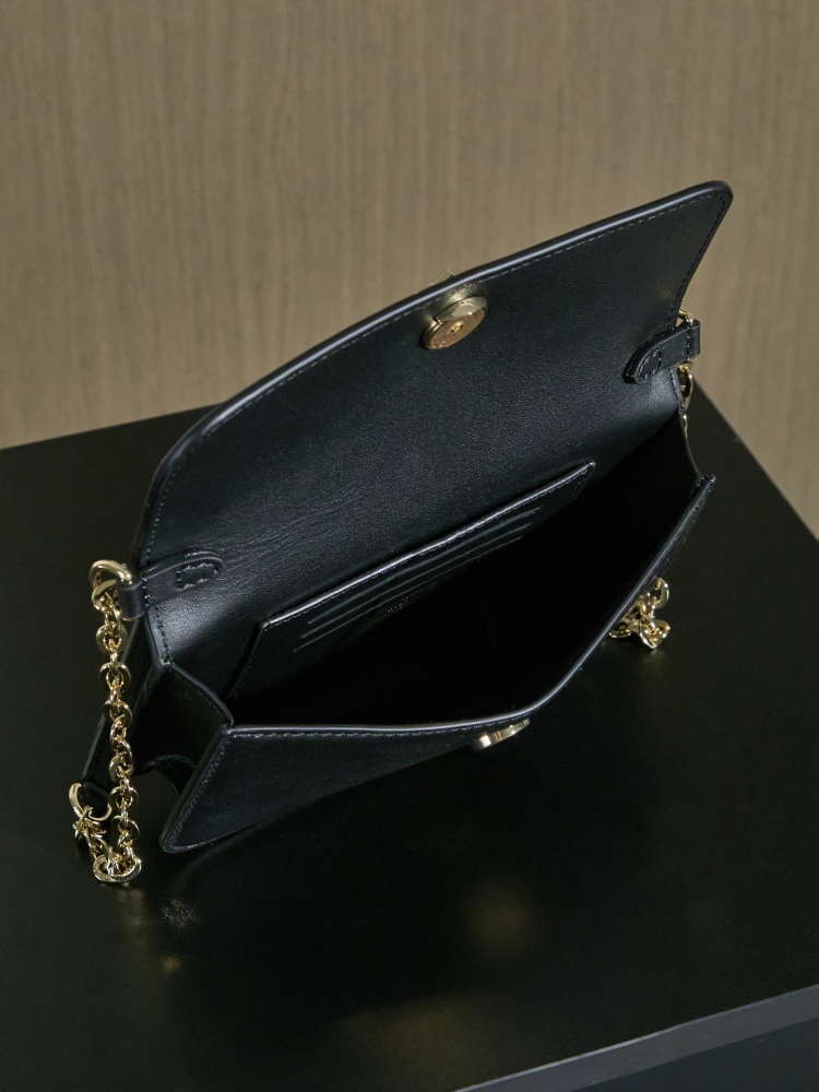LOUIS VUITTON WALLET ON CHAIN LV BLOOM M14564 (20*11*4cm)