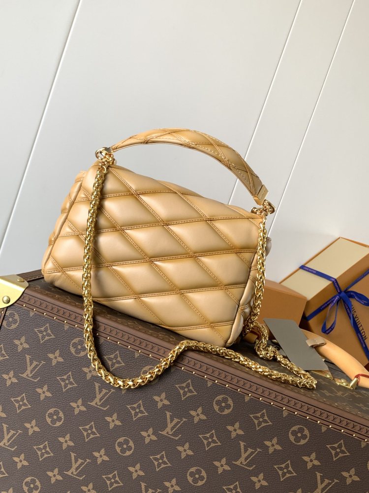 LOUIS VUITTON GO-14 PM M12332(23*16*10cm)