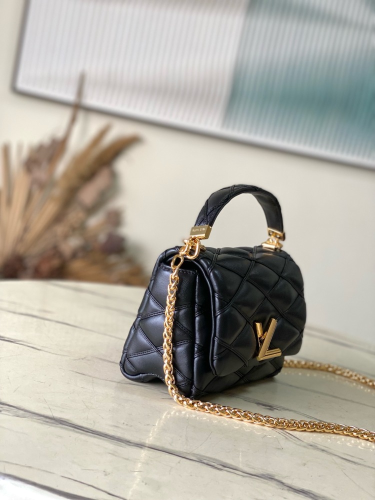 LOUIS VUITTON GO-14 PM M12004 (20*14*9cm)