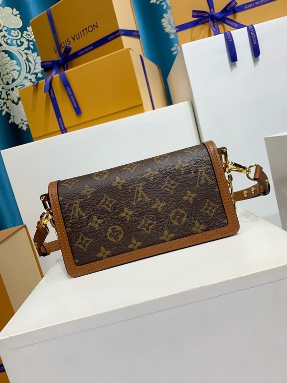 LOUIS VUITTON DAUPHINE EAST WEST M46757 (21*12*5cm)