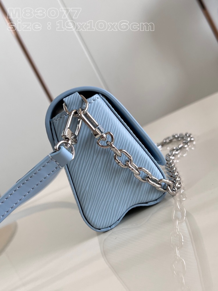 LOUIS VUITTON TWIST WEST POCHETTE M83478 (19*10.5*6.5cm)
