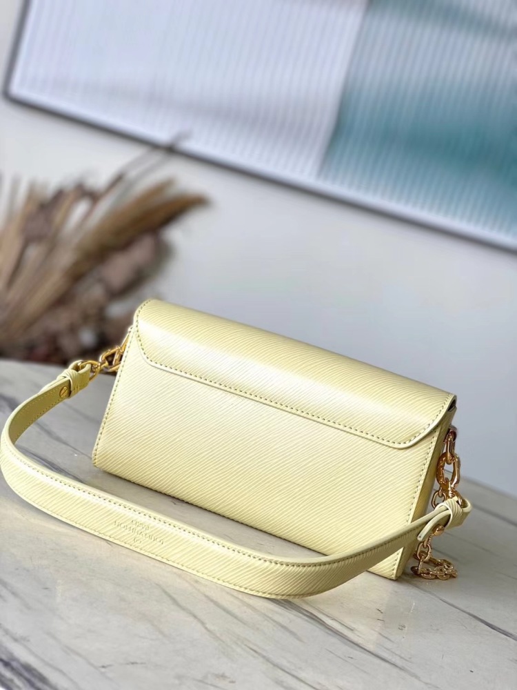 LOUIS VUITTON TWIST WEST M24548 (23.5*12*7cm)