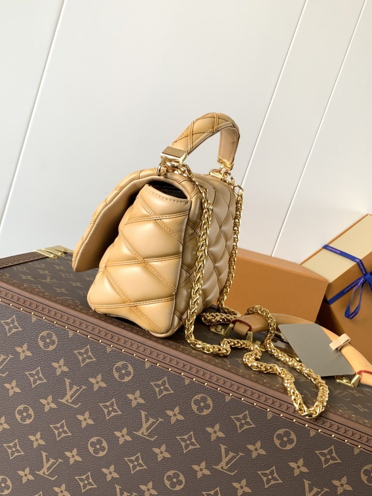 LOUIS VUITTON GO-14 PM M12332(23*16*10cm)