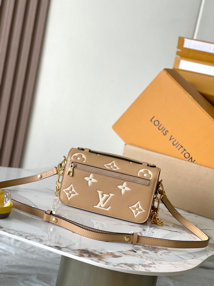 LOUIS VUITTON POCHETTE MÉTIS EAST WEST M12735 (22*13*6cm)
