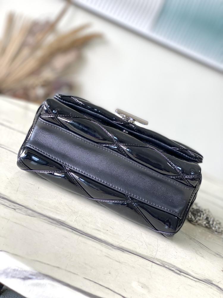 LOUIS VUITTON GO-14 MM M25046 (23*16*10cm)