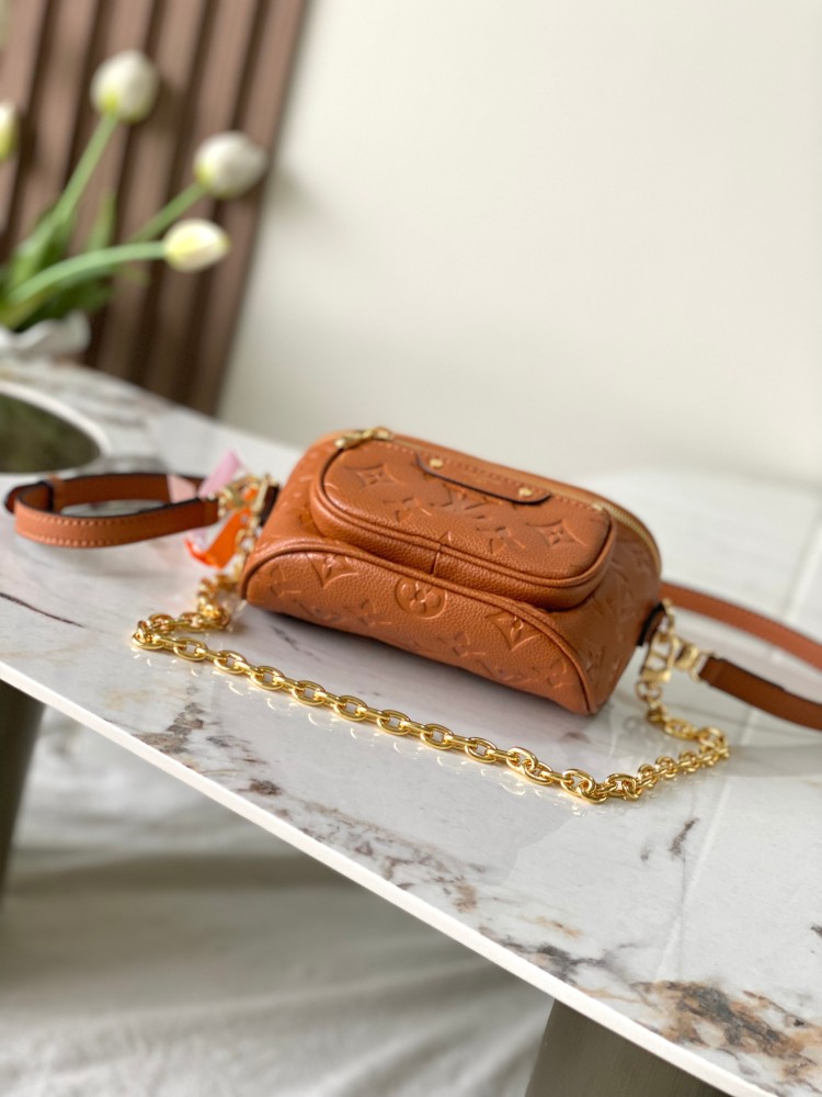 LOUIS VUITTON MINI BUMBAG M12753 (17*12*9cm)