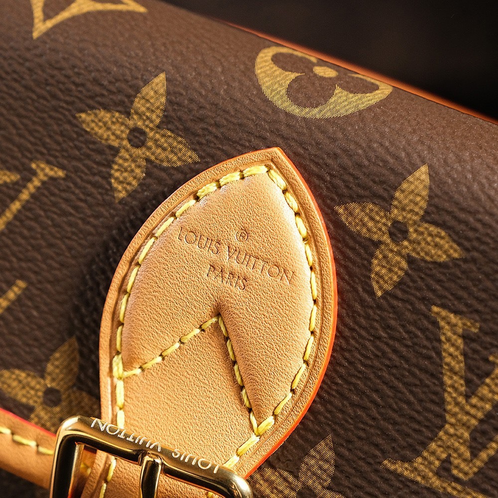 LOUIS VUITTON NANO DIANE M83298 (19*10*6cm)