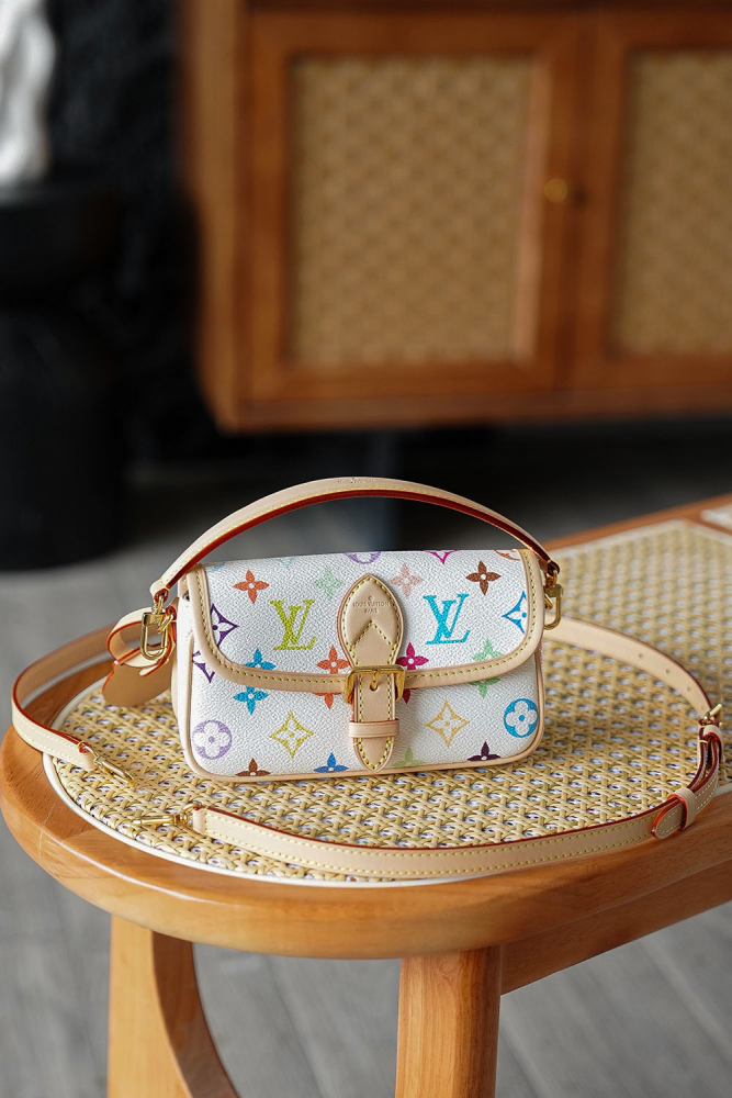 LOUIS VUITTON MURAKAMI LV X TM NANO DIANE M14194 (19*10.5*6cm)