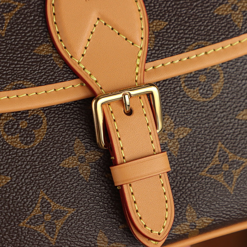 LOUIS VUITTON DIANE M45987 (24*15*9cm)