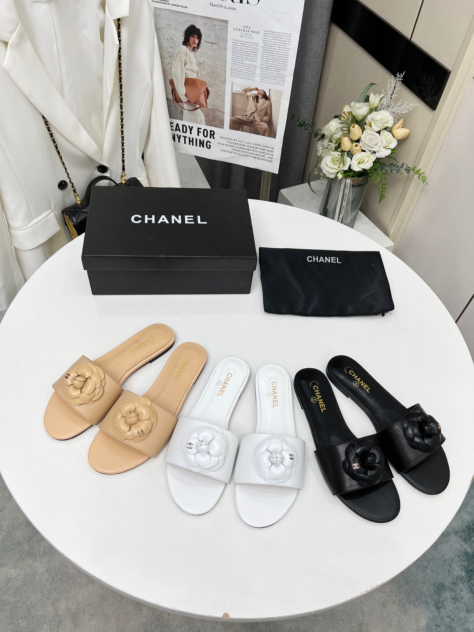 CHANEL slippers