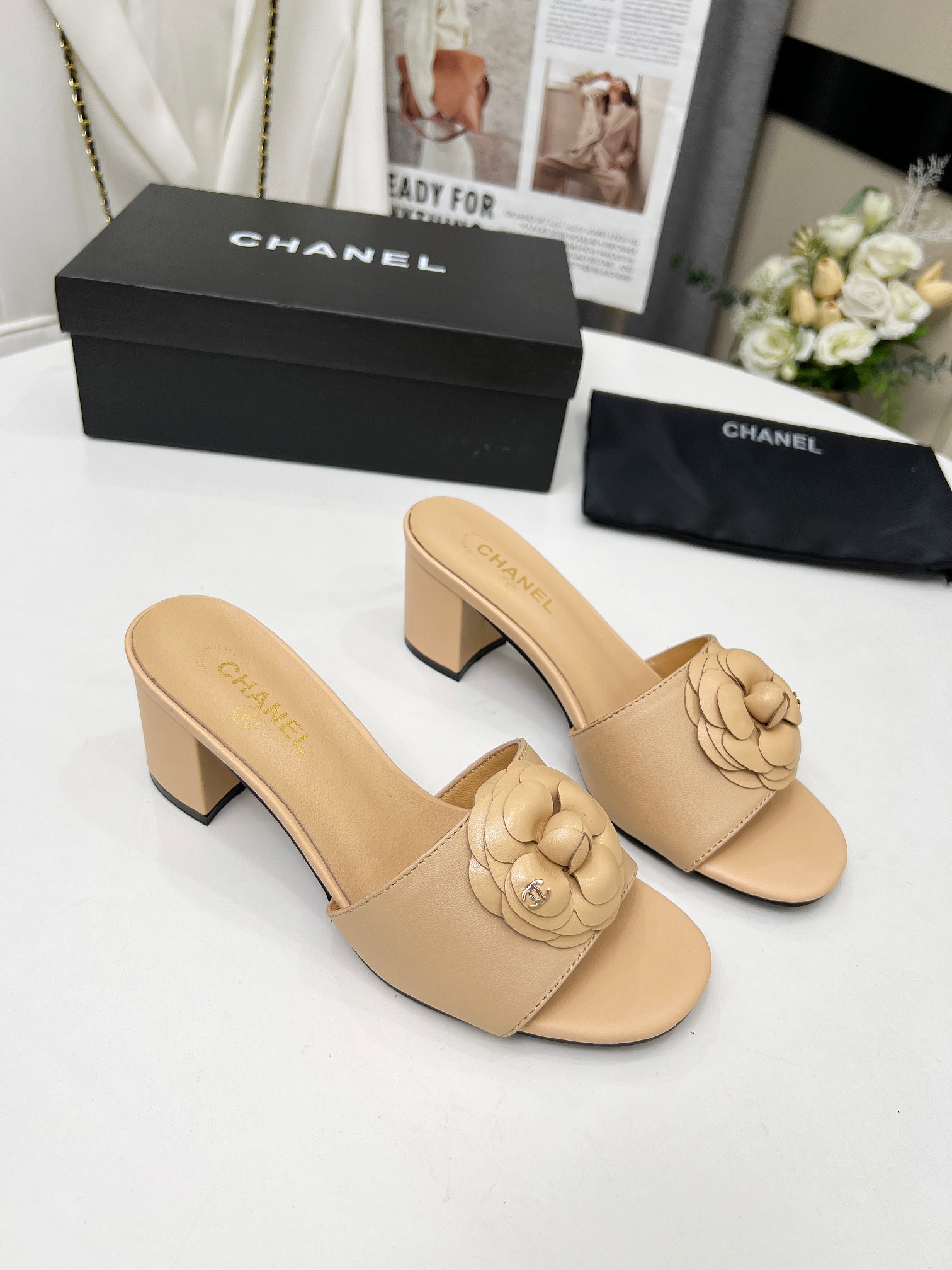 CHANEL slippers