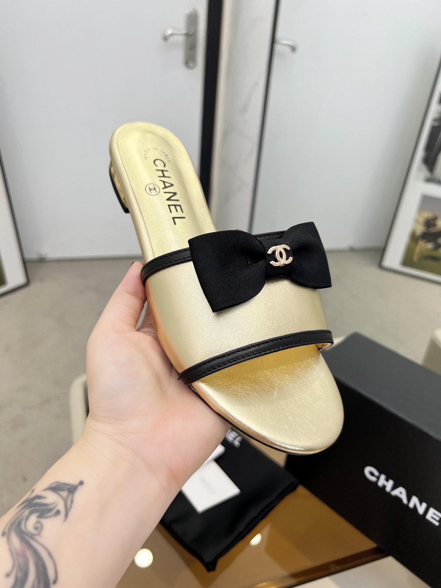 CHANEL 24