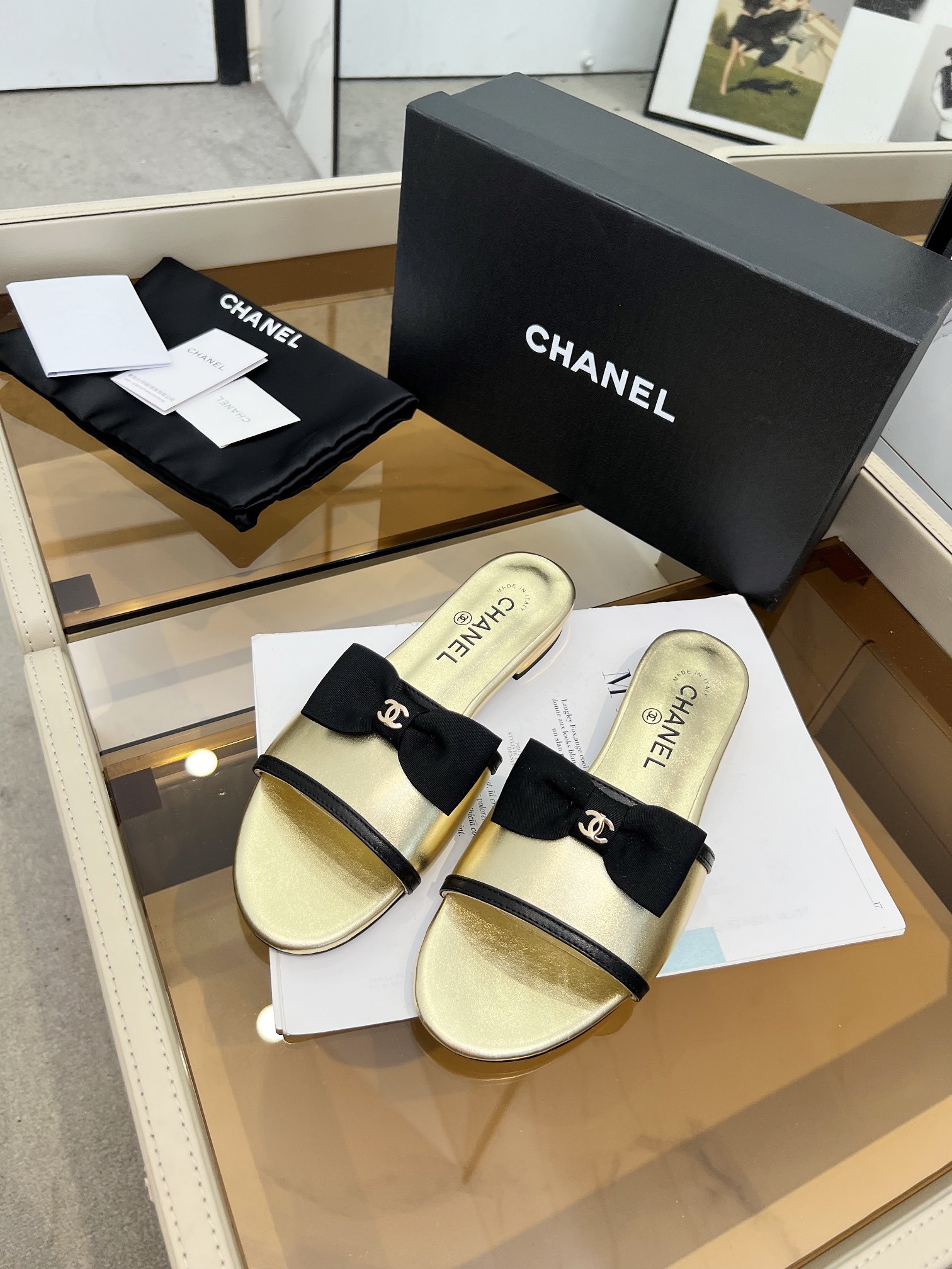 CHANEL 24