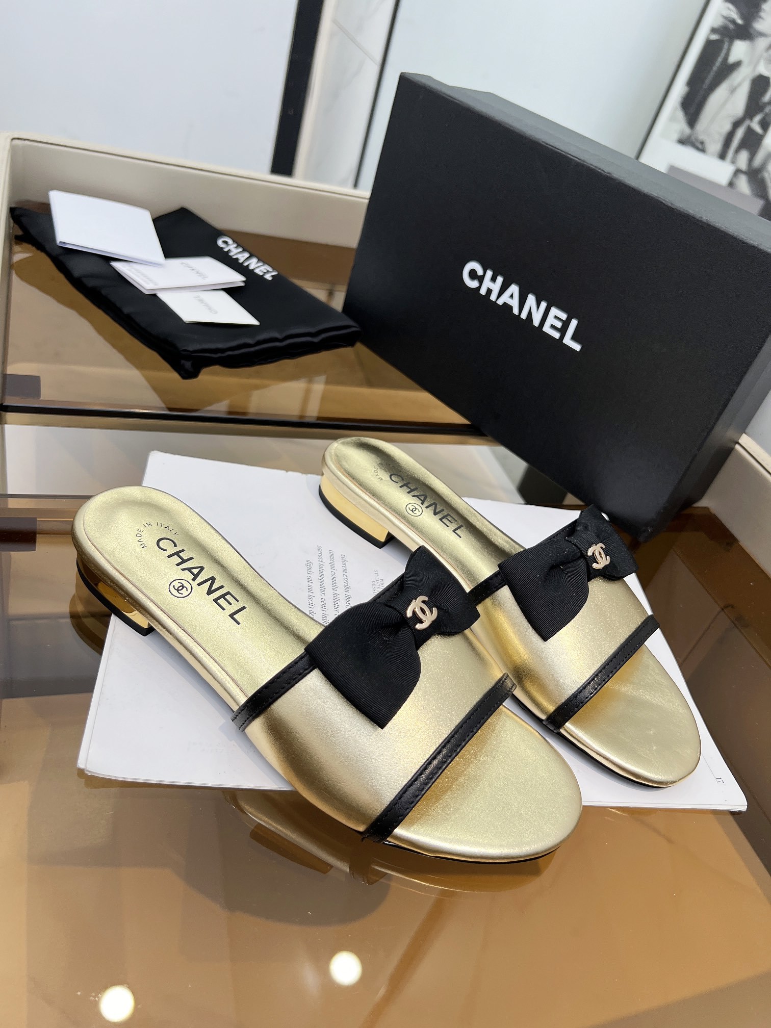 CHANEL 24