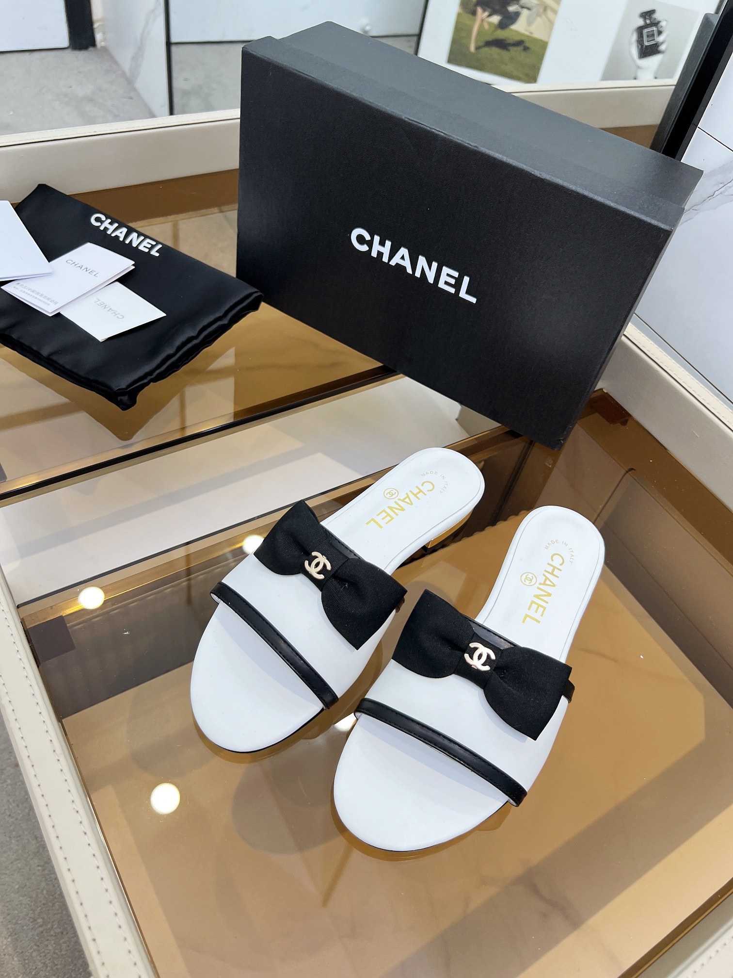 CHANEL 24