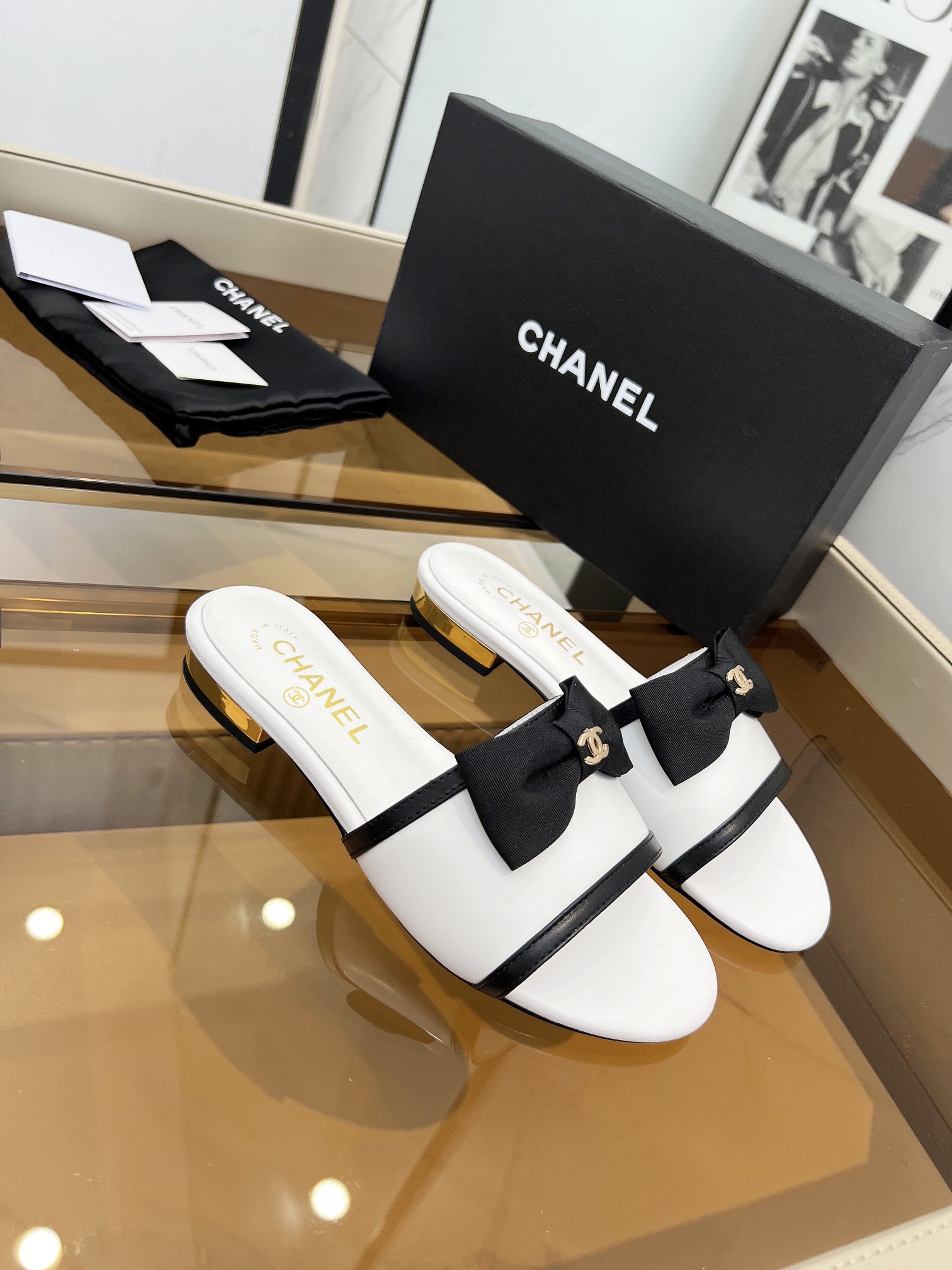 CHANEL 24