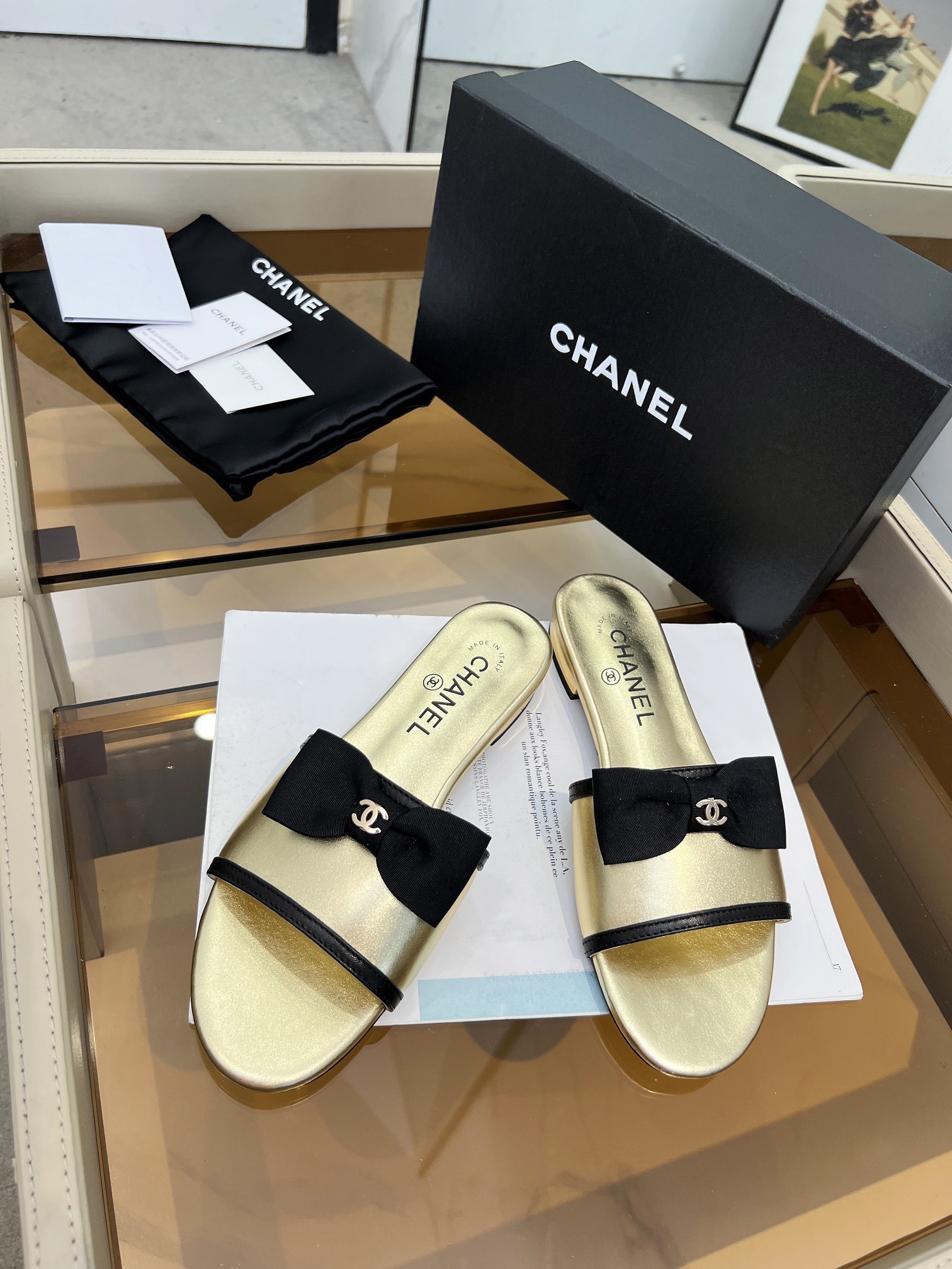 CHANEL 24