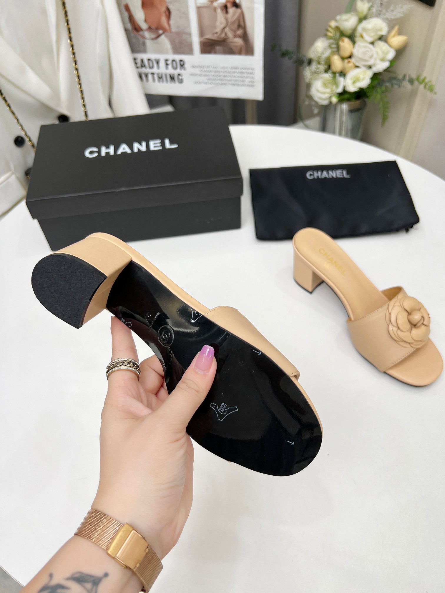 CHANEL slippers