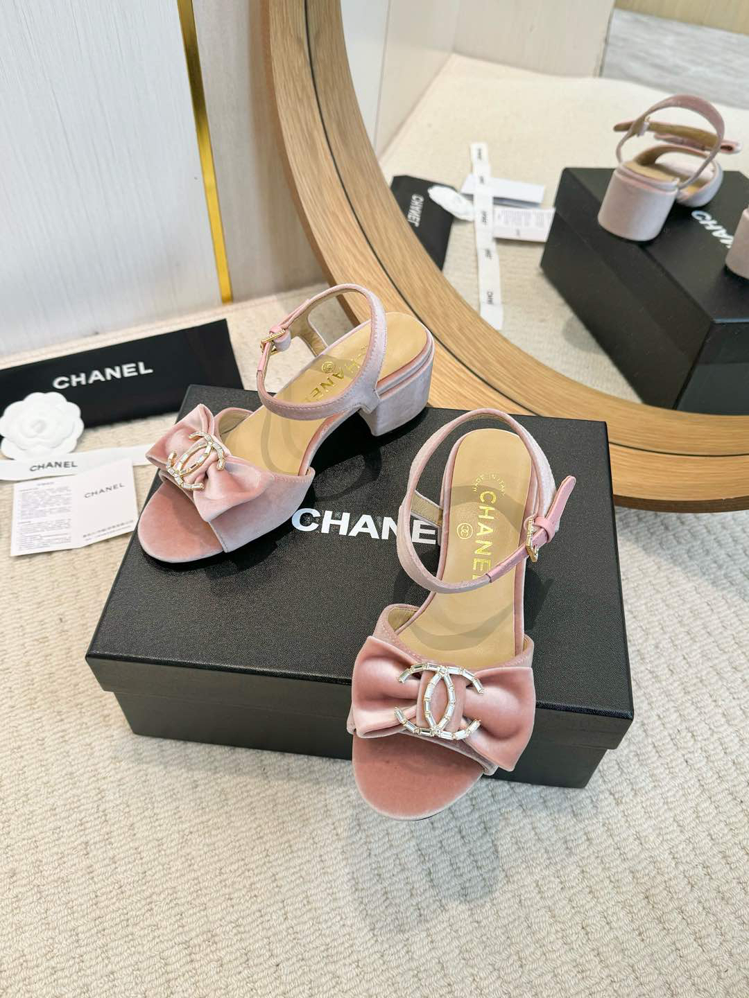 CHANEL slippers