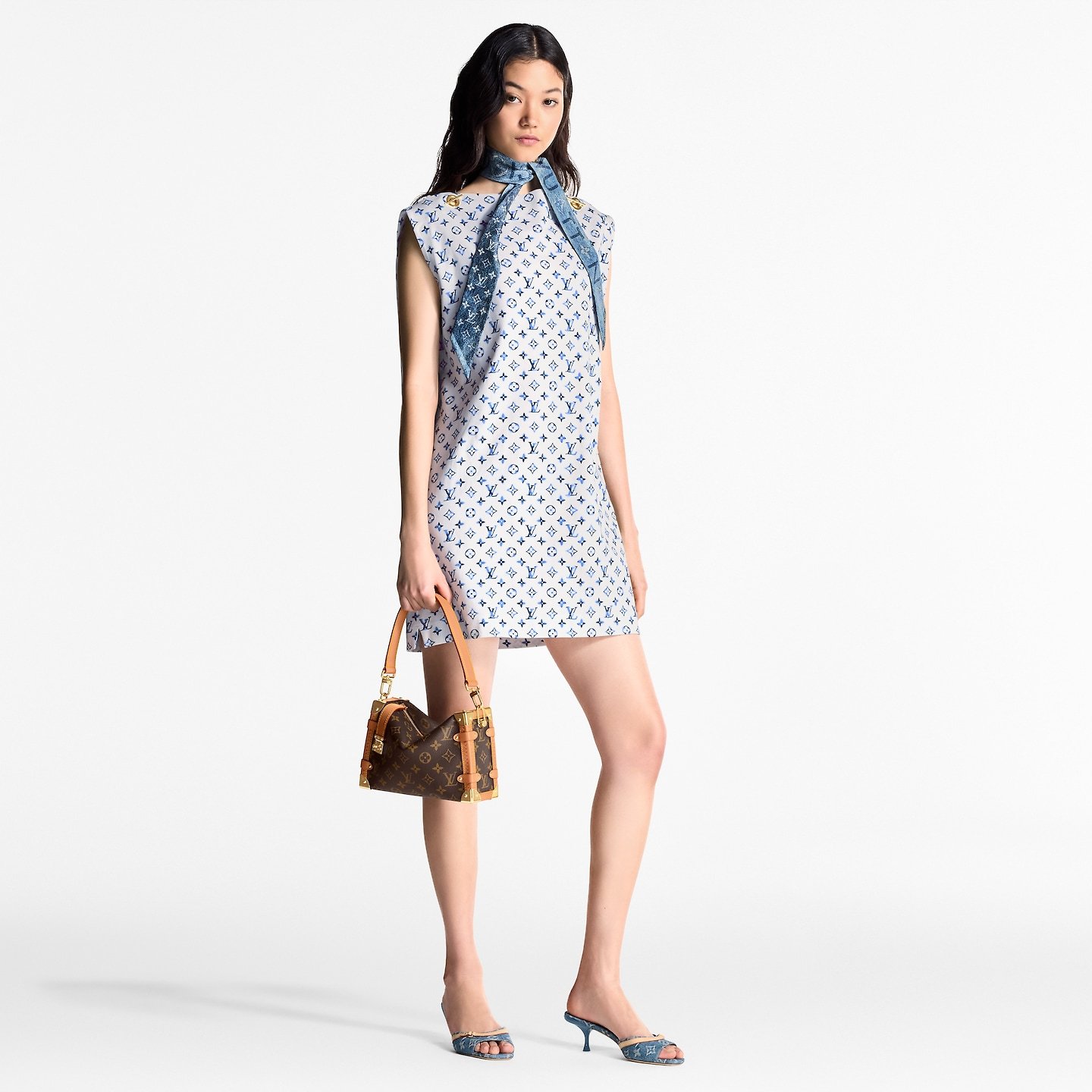 Louis Vuitton 6 AM sandals