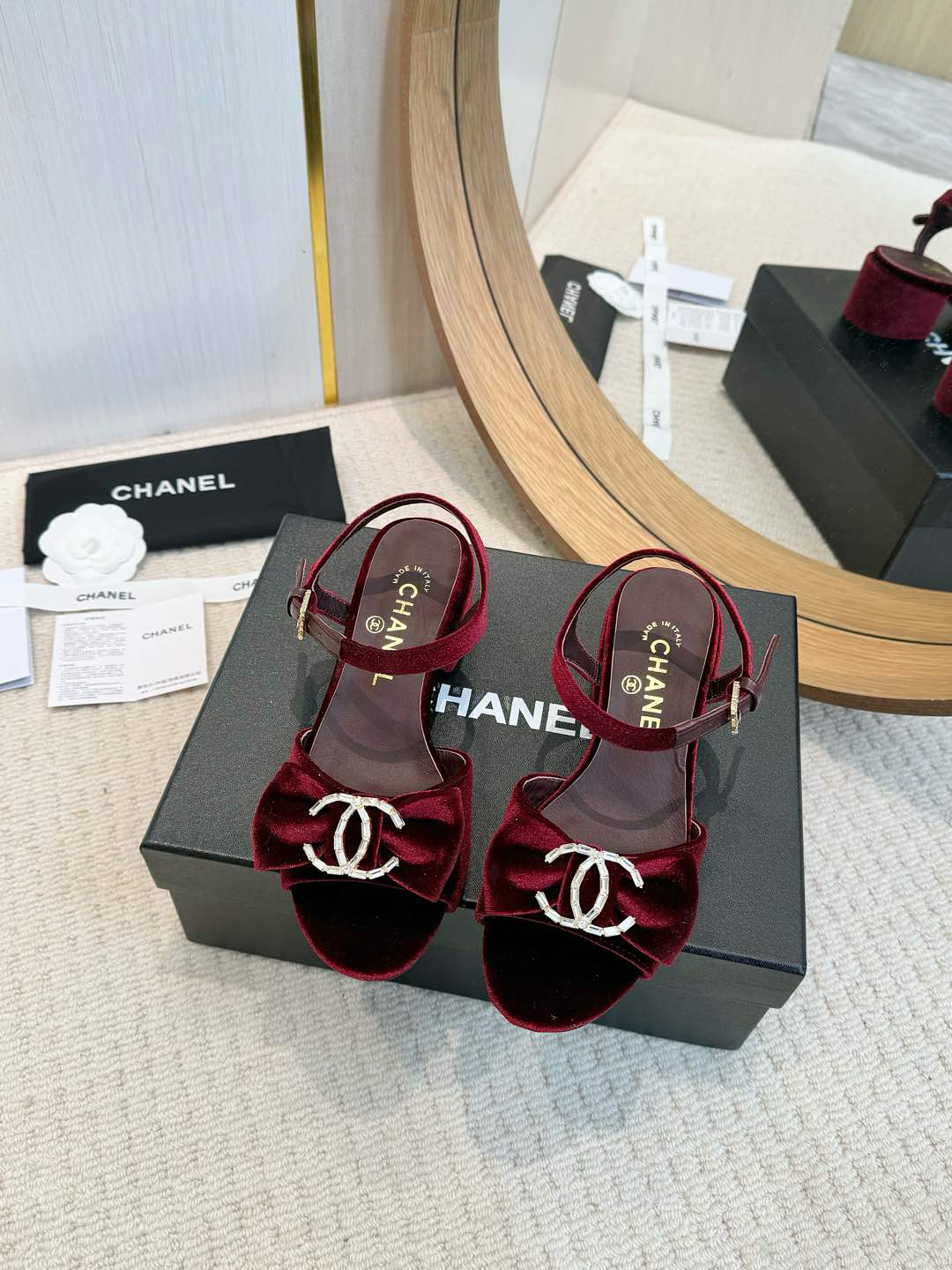 CHANEL slippers