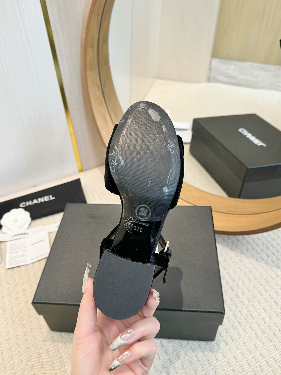 CHANEL slippers