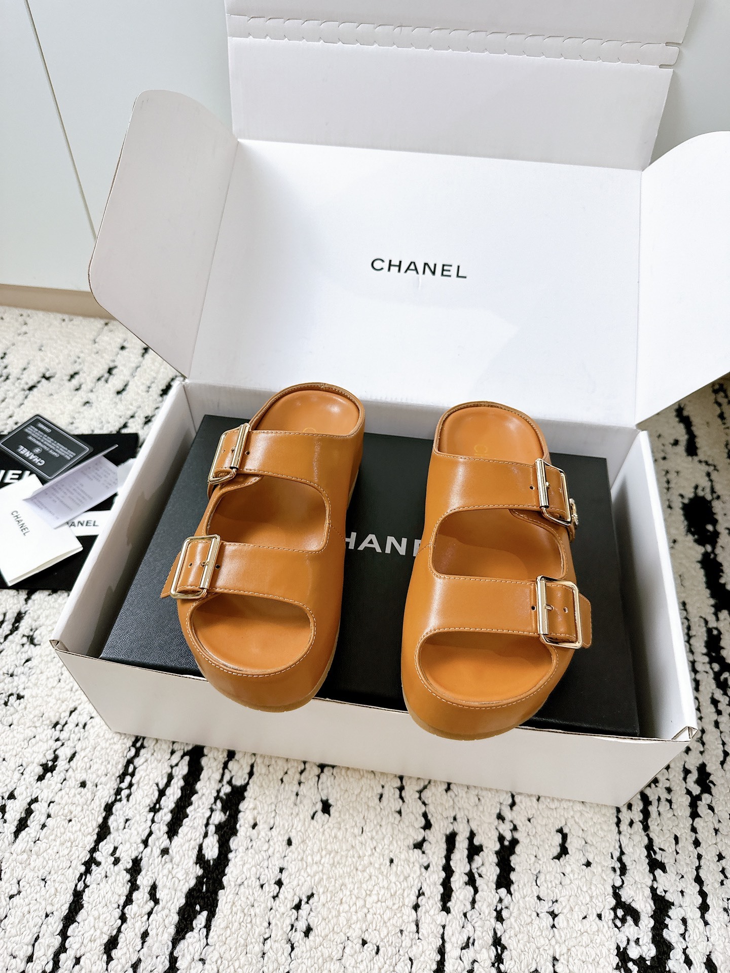 CHANEL slippers