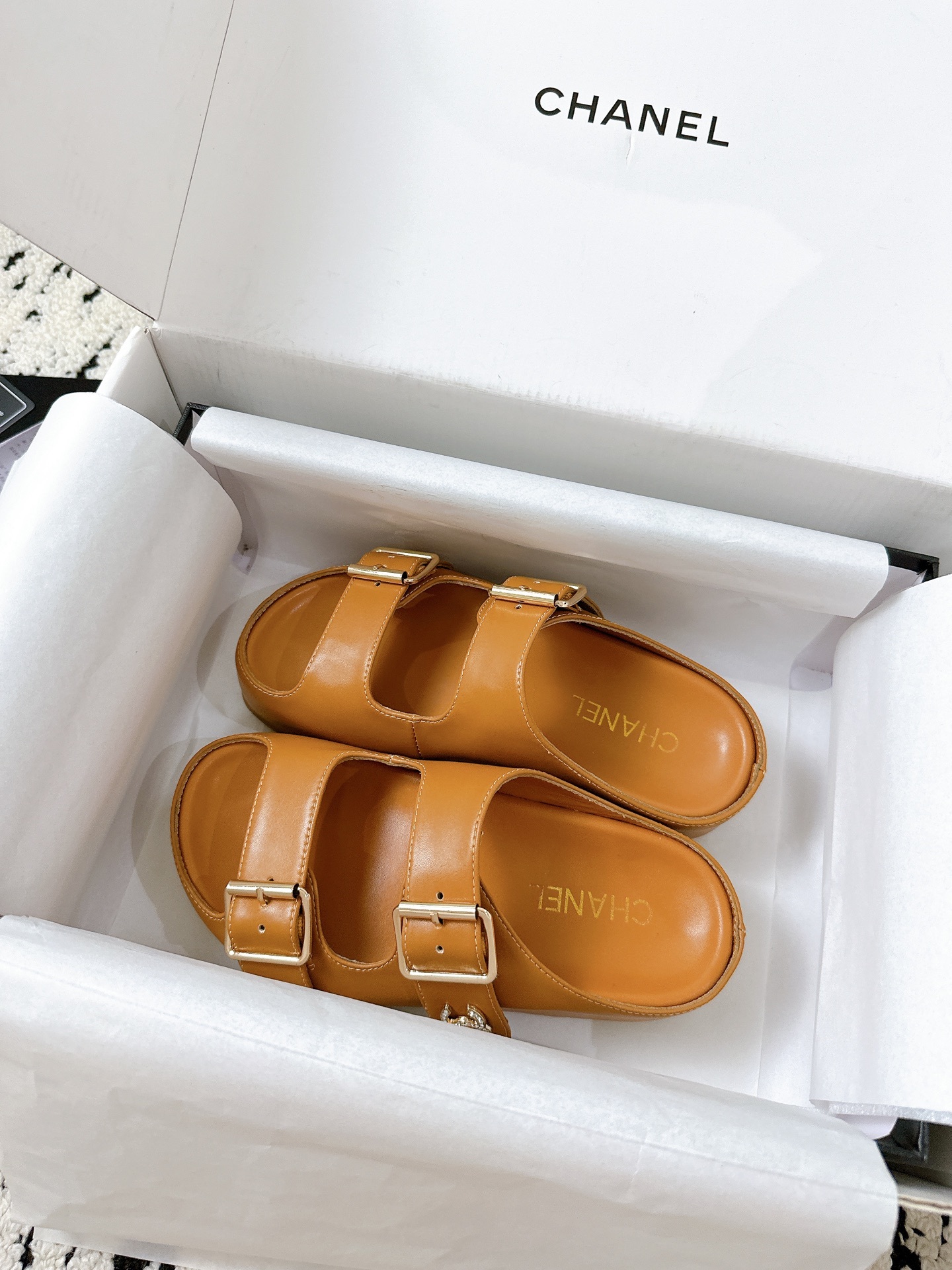 CHANEL slippers