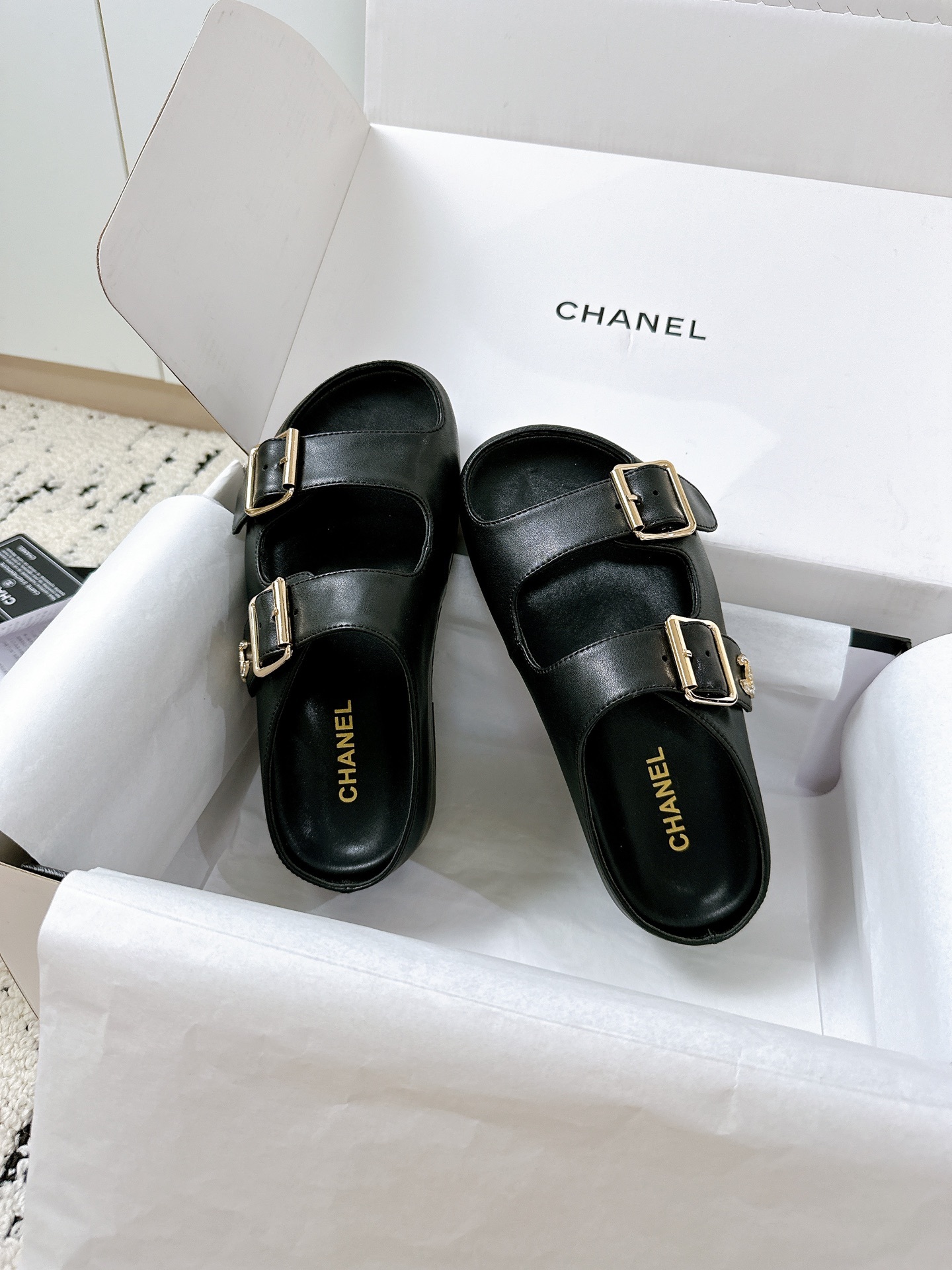 CHANEL slippers
